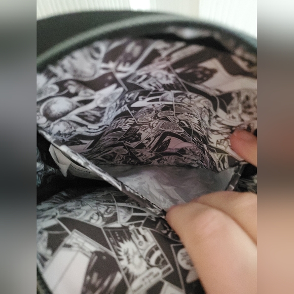 Loungefly Star Wars Retro Comic Print Darth Vader Crossbody Bag 8” RARE - Picture 6 of 7